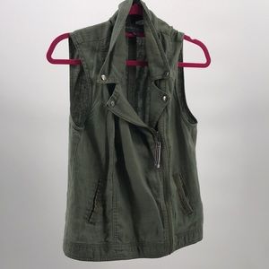Michael Stars 100% Linen Vest
